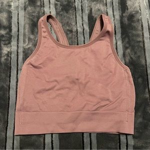 High neck sports bra